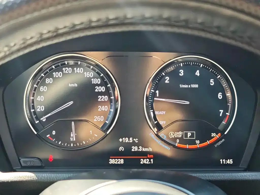 BMW X1 2021 из CN, фото 10