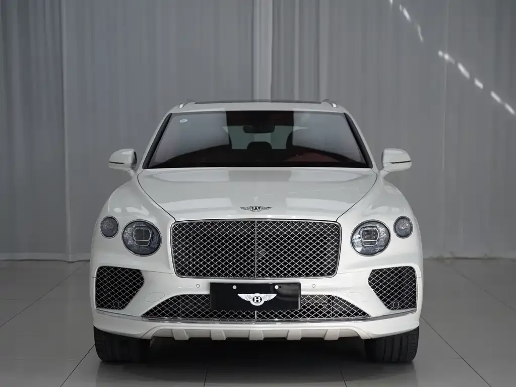 Bentley Bentayga 2022 из CN, фото 2