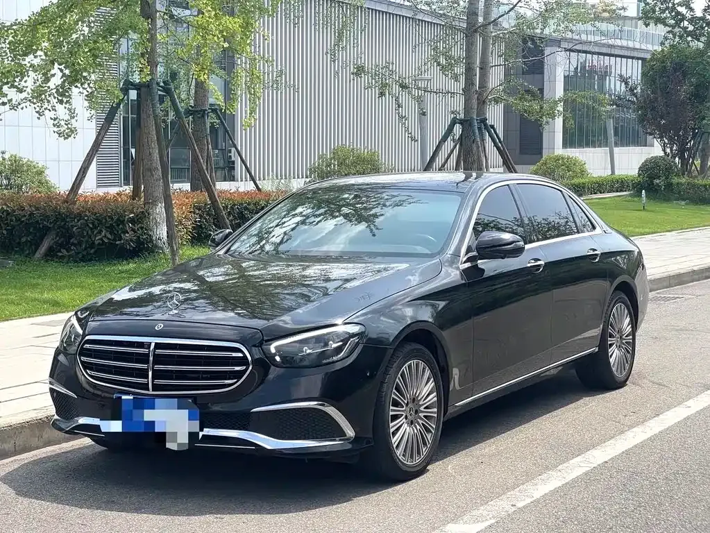 Mercedes-Benz E-Class 2023 из CN, фото 1