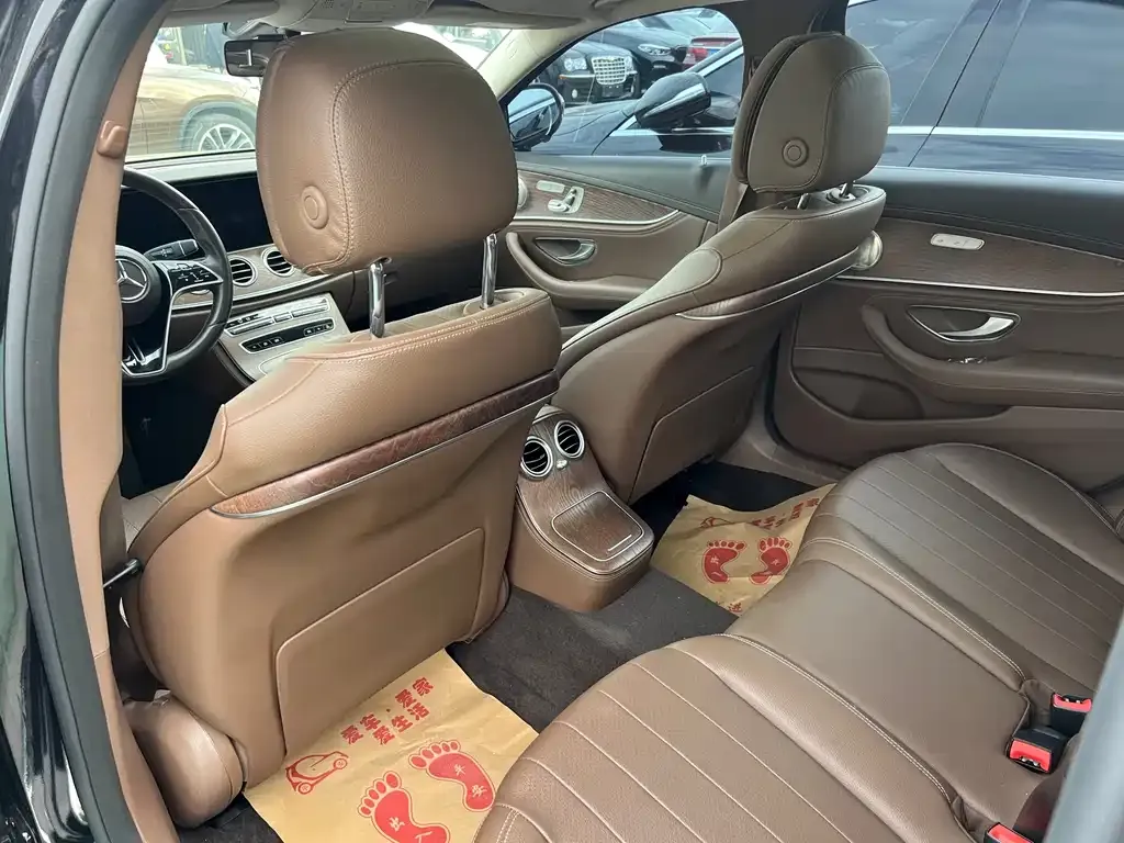 Mercedes-Benz E-Class 2023 из CN, фото 6