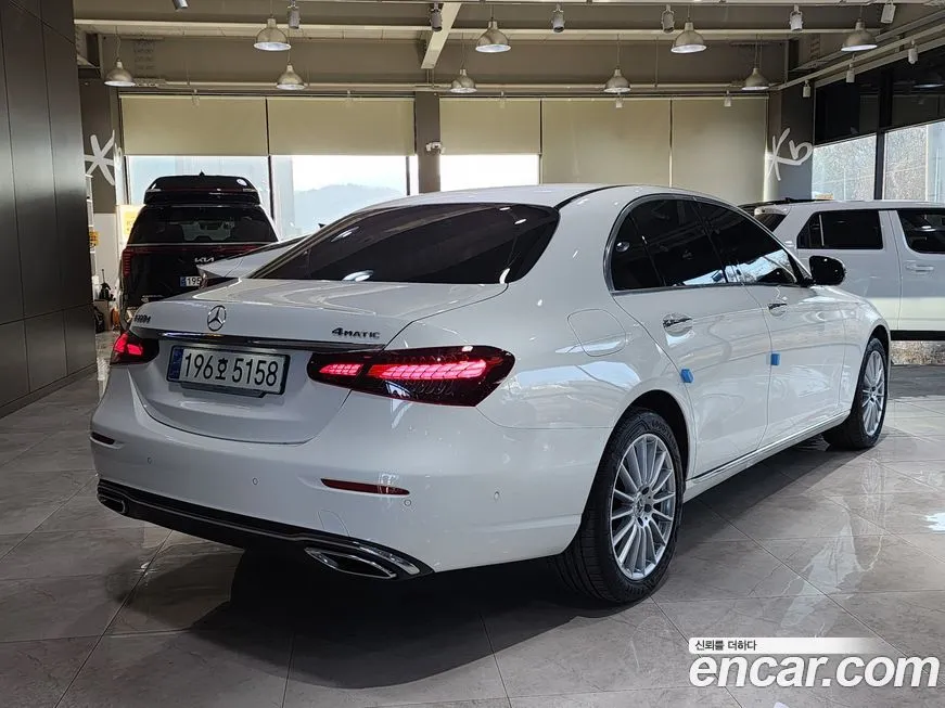 Mercedes-Benz E-Class 2023 из KR, фото 3
