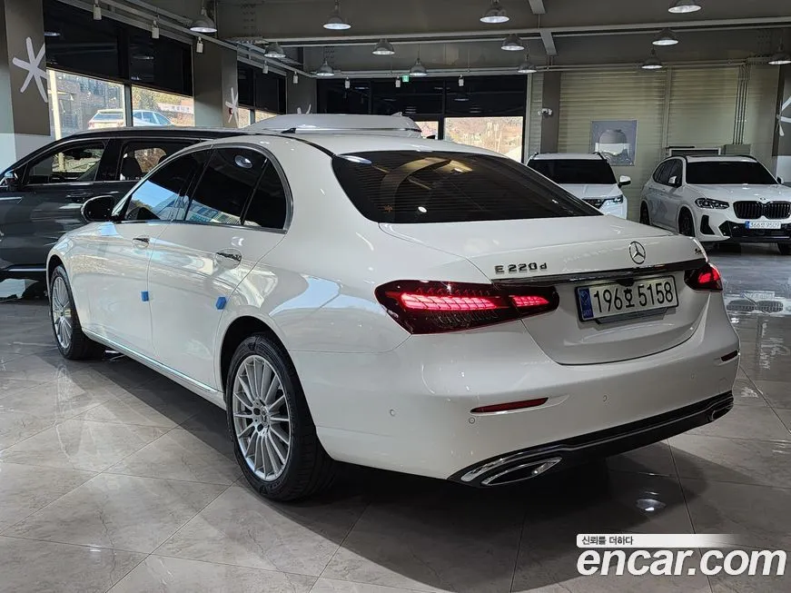 Mercedes-Benz E-Class 2023 из KR, фото 4