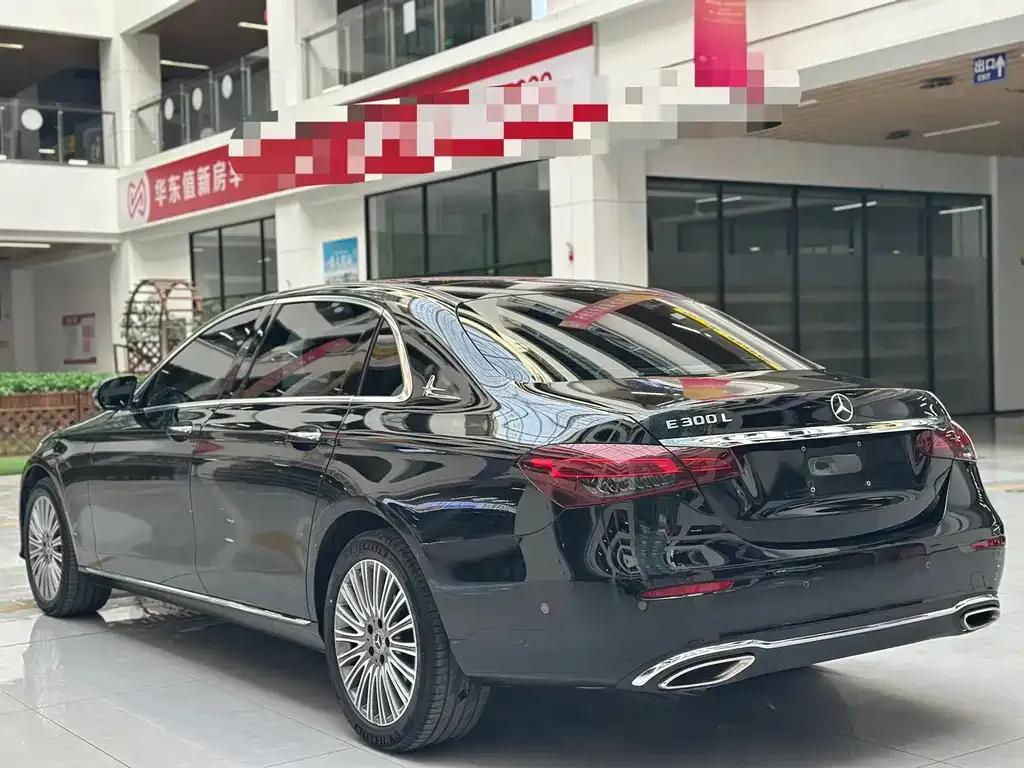 Mercedes-Benz E-Class 2023 из CN, фото 7