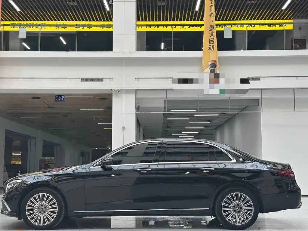 Mercedes-Benz E-Class 2023 из CN, фото 8
