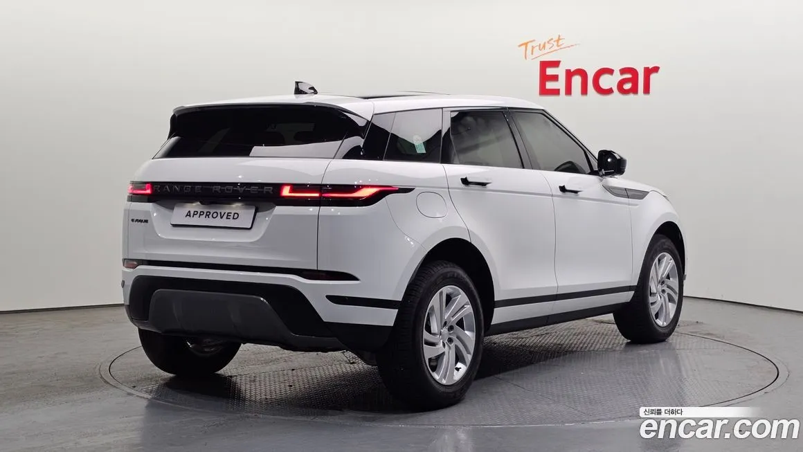 [object Object] Range Rover Evoque 2024 из KR, фото 2
