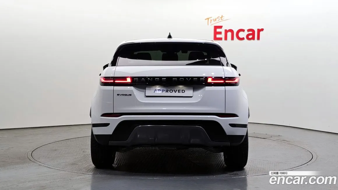 [object Object] Range Rover Evoque 2024 из KR, фото 7