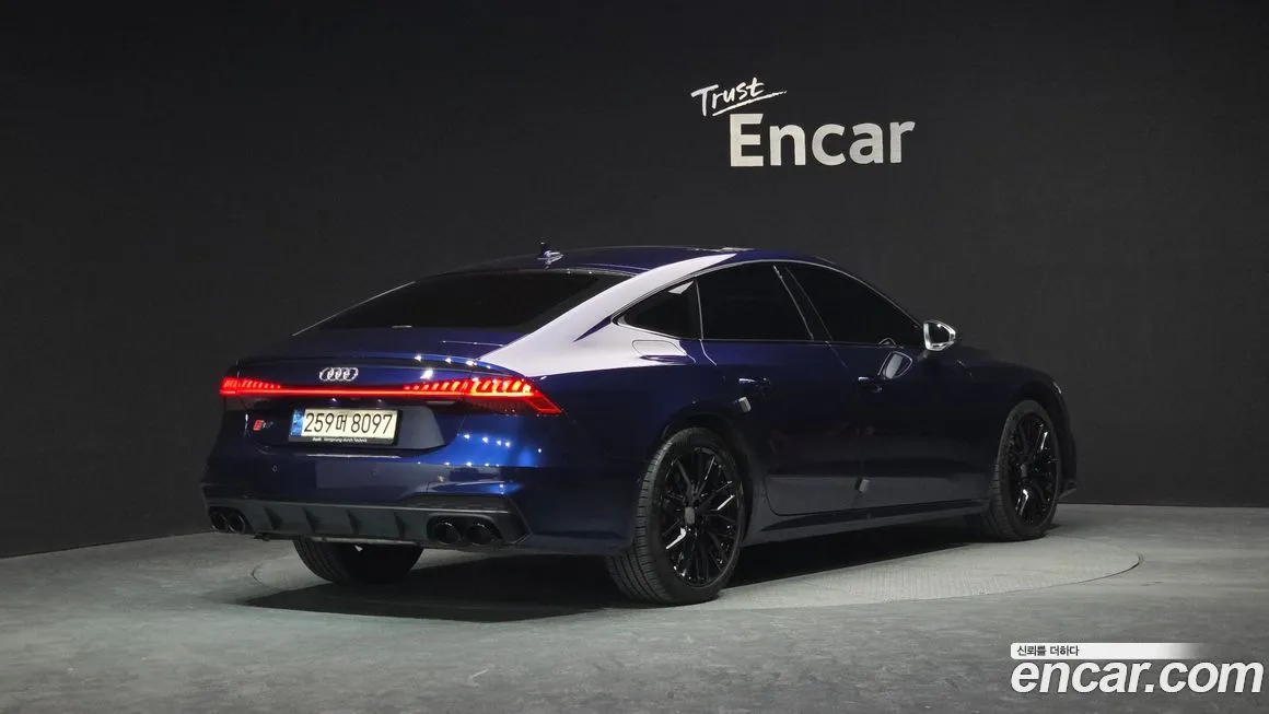 Audi S7 2021 из KR, фото 2