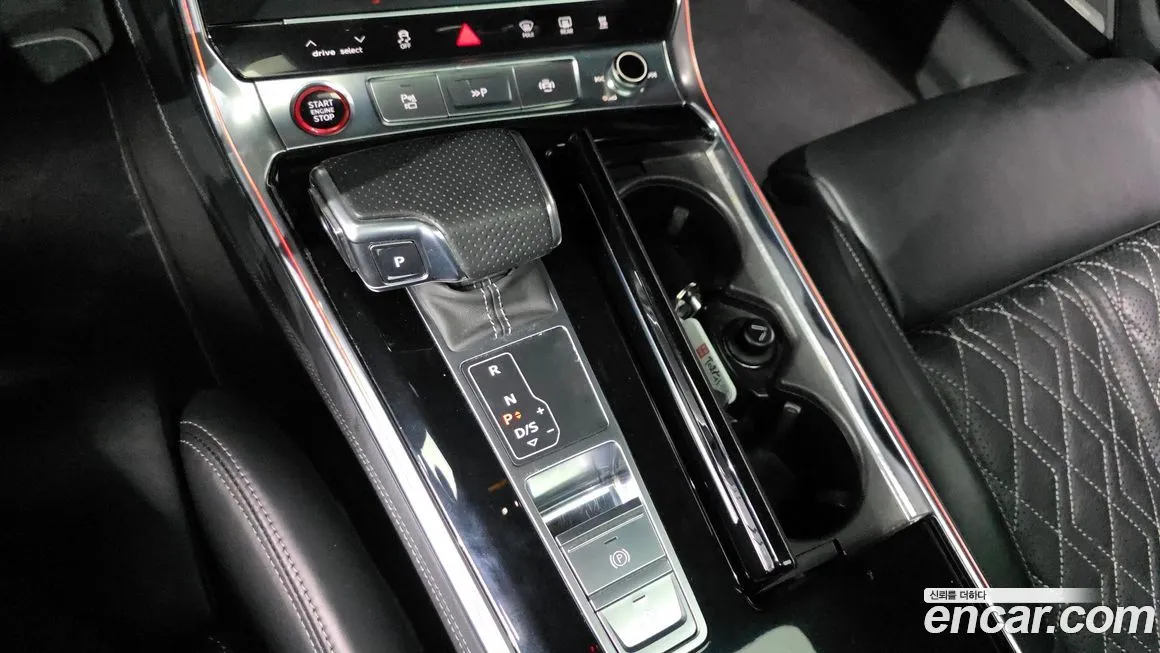 Audi S7 2021 из KR, фото 9