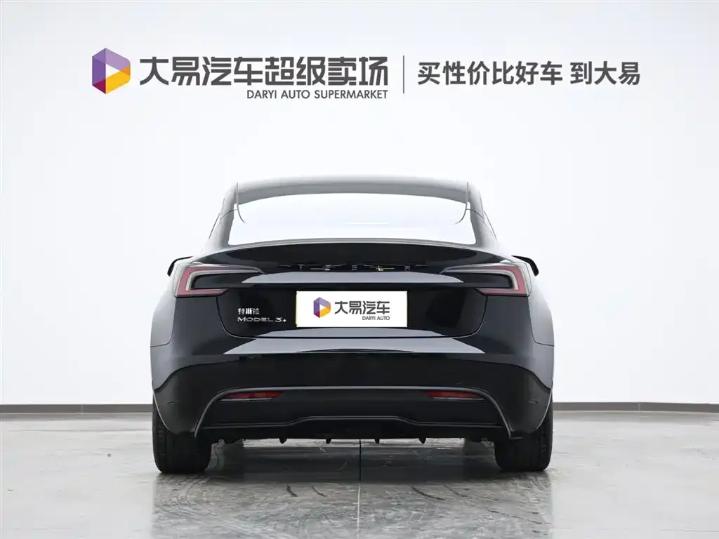 Tesla Model 3 — фото 4