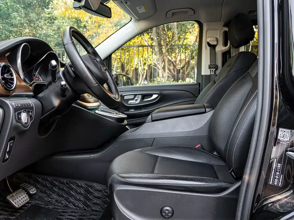 Mercedes-Benz V-Class 2021 из CN, фото 6
