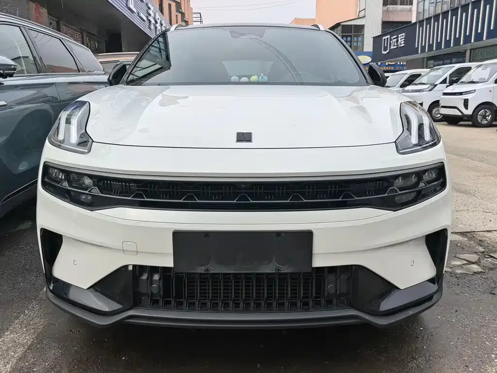 Lynk & Co 06 2023 из CN, фото 2