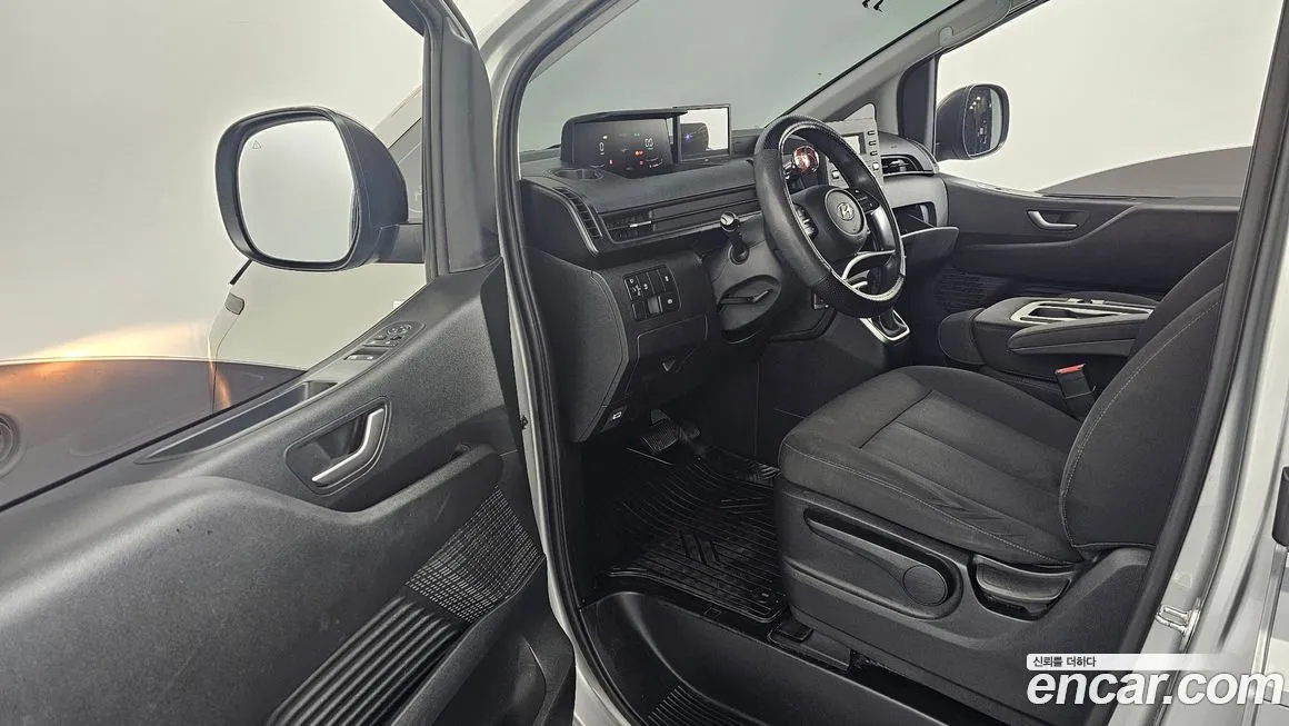 Hyundai Staria — фото 10