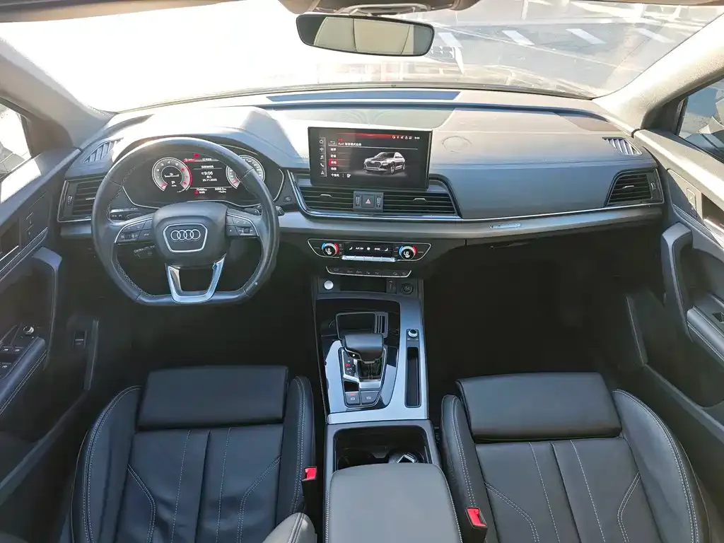 Audi Q5L Sportback 2022 из CN, фото 6