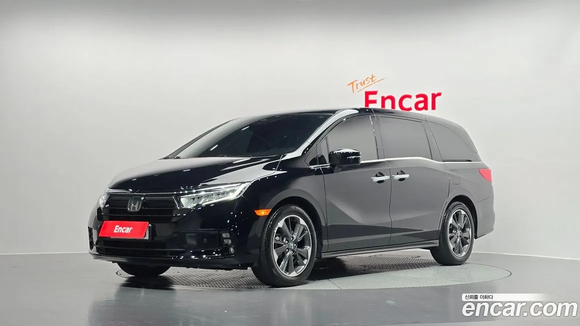 Honda Odyssey — фото 1