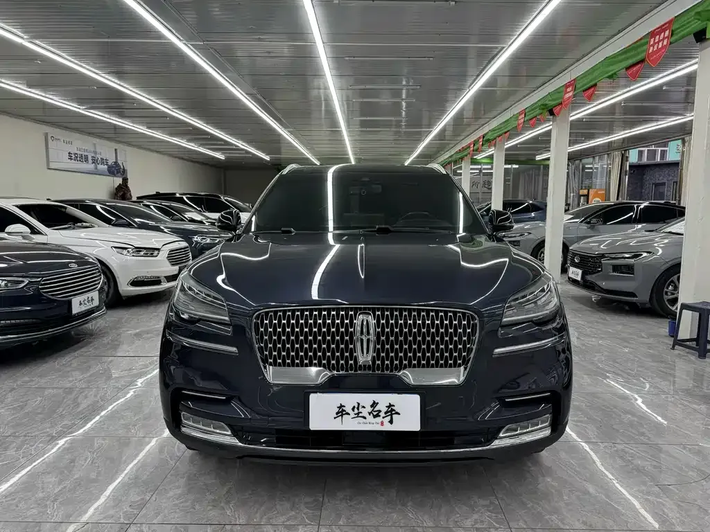 Lincoln Aviator 2021 из CN, фото 2