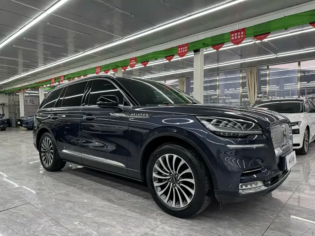 Lincoln Aviator 2021 из CN, фото 3