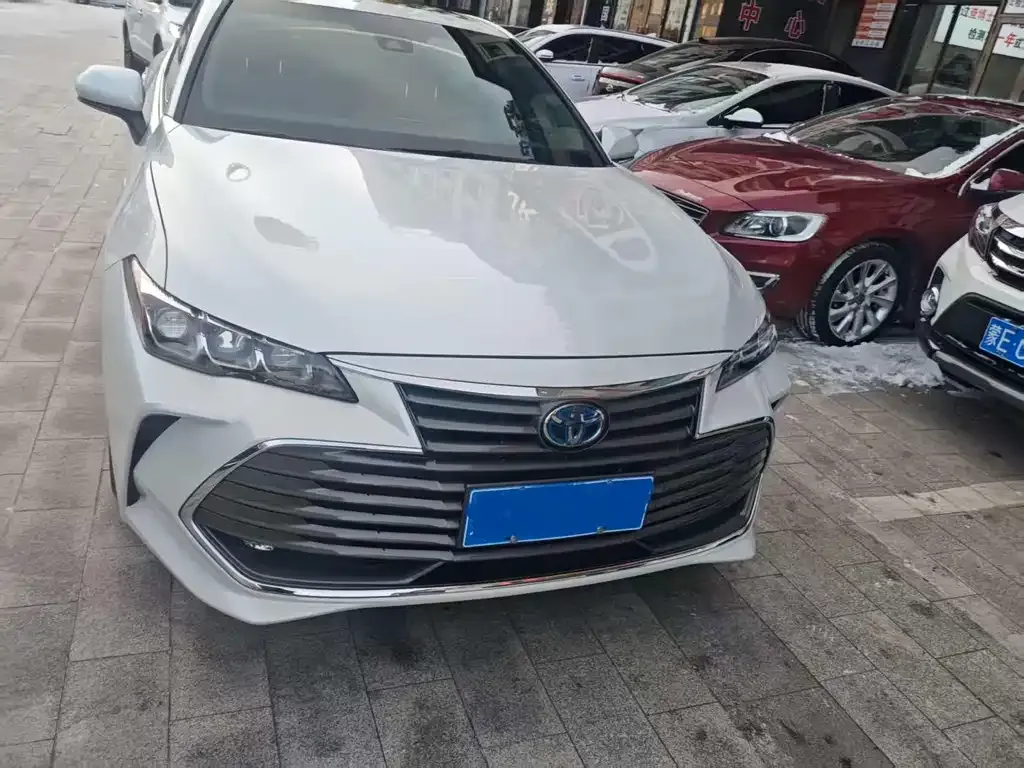 Toyota Avalon 2022 из CN, фото 2