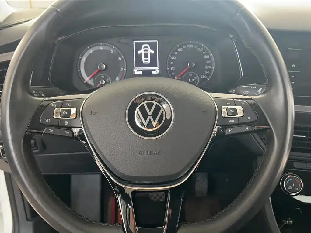 Volkswagen Bora 2022 из CN, фото 4