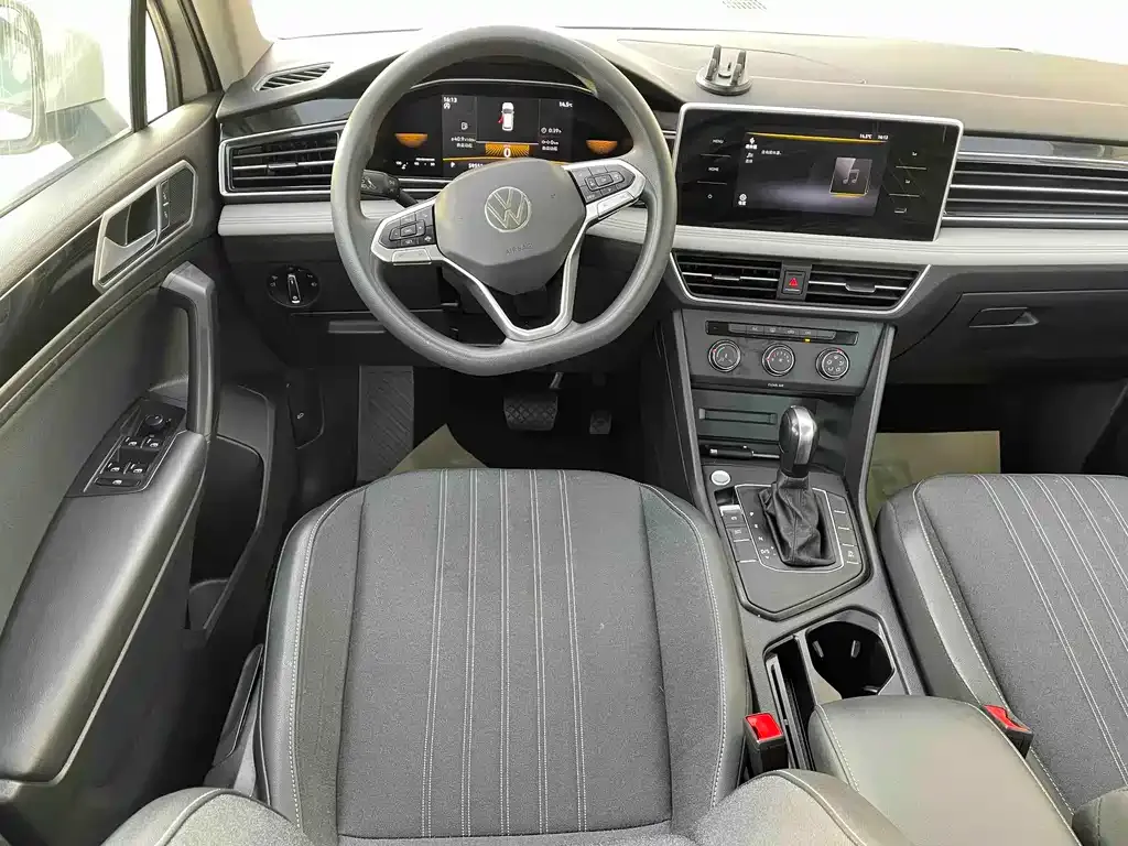 Volkswagen Tiguan L 2022 из CN, фото 10