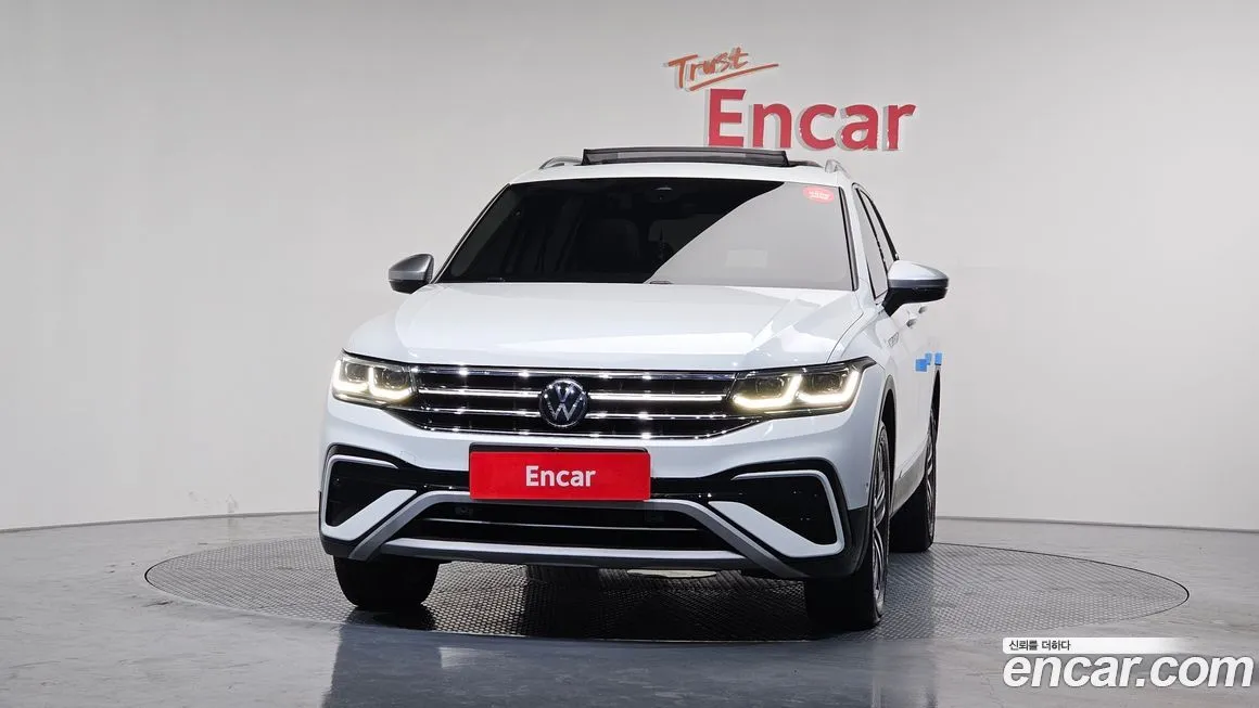 Volkswagen Tiguan — фото 3
