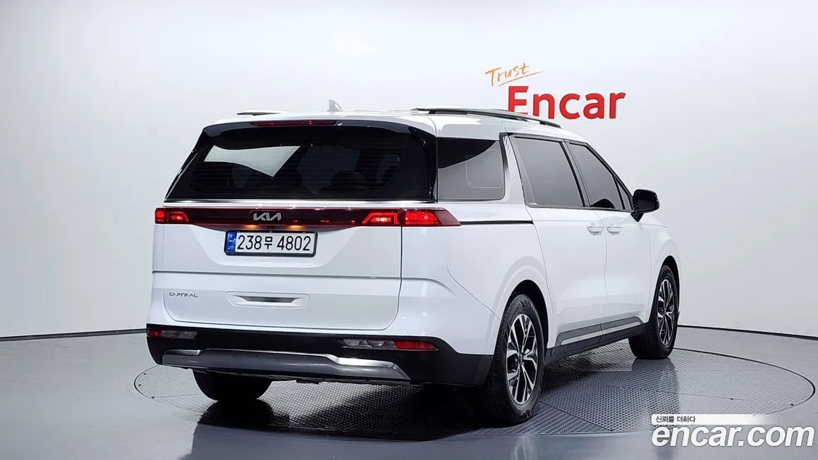Kia Carnival 2023 из KR, фото 2
