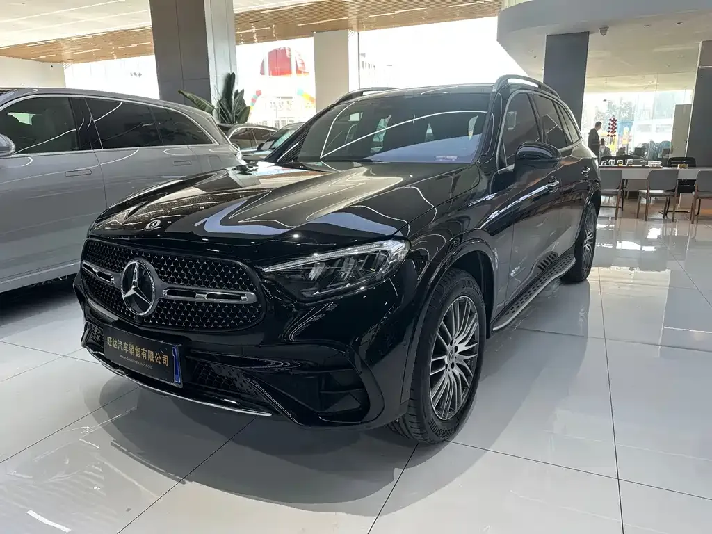 Mercedes-Benz GLC — фото 1