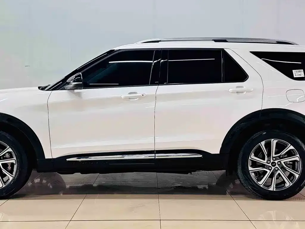 Ford Explorer 2025 из CN, фото 5