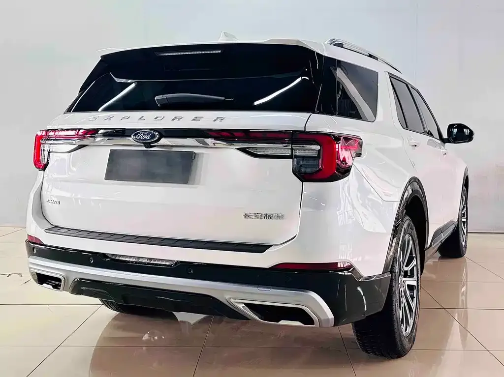 Ford Explorer 2025 из CN, фото 6