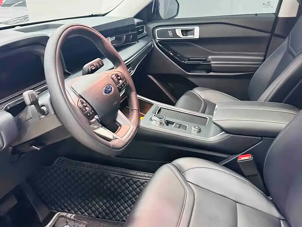 Ford Explorer 2025 из CN, фото 9