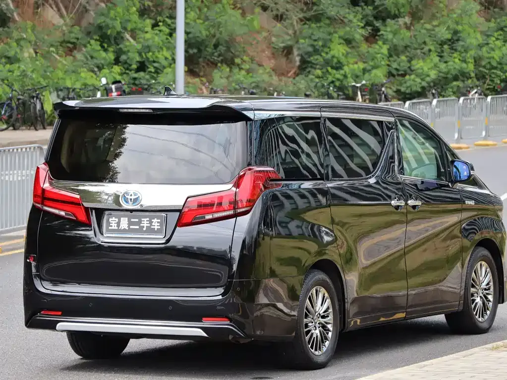 Toyota Alphard 2022 из CN, фото 6
