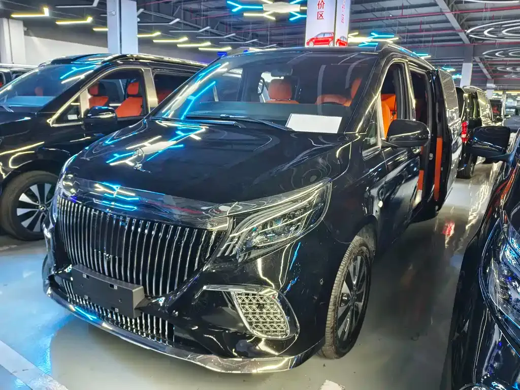 Mercedes-Benz Vito — фото 1