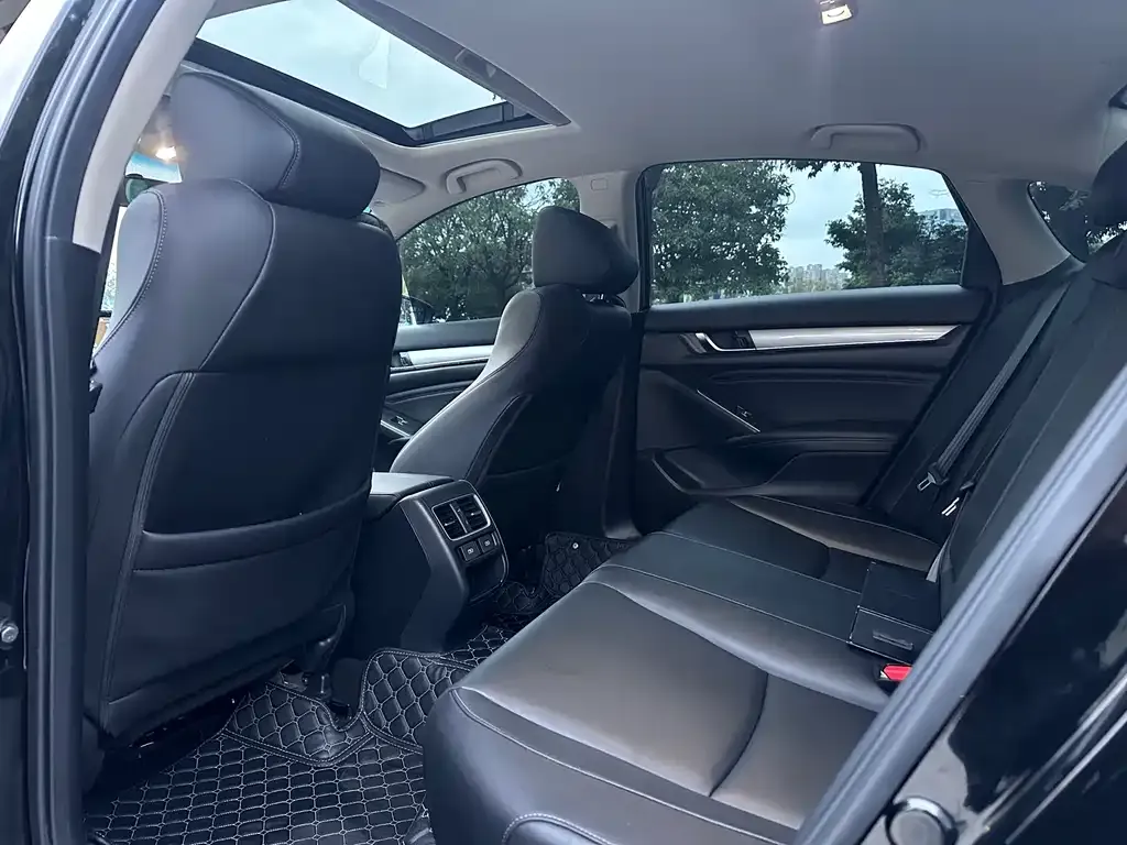 Honda Accord 2022 из CN, фото 5