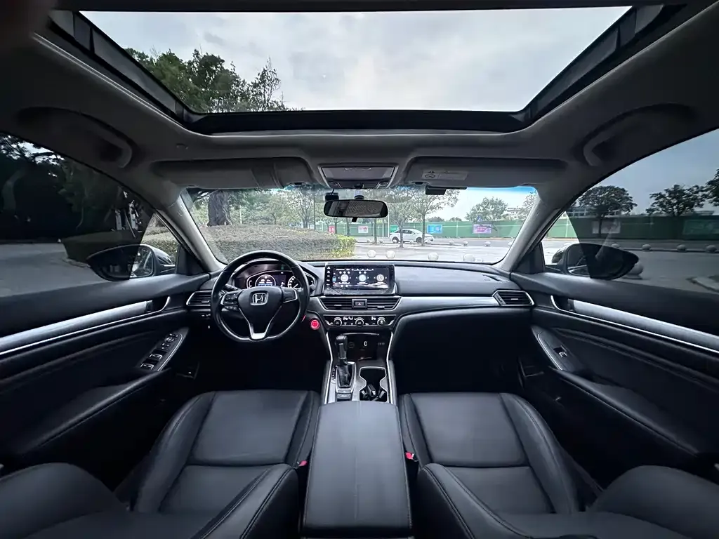 Honda Accord 2022 из CN, фото 8
