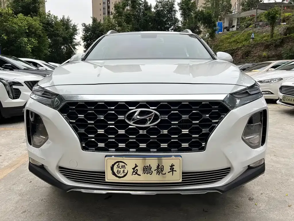 Hyundai Santa Fe 2021 из CN, фото 2