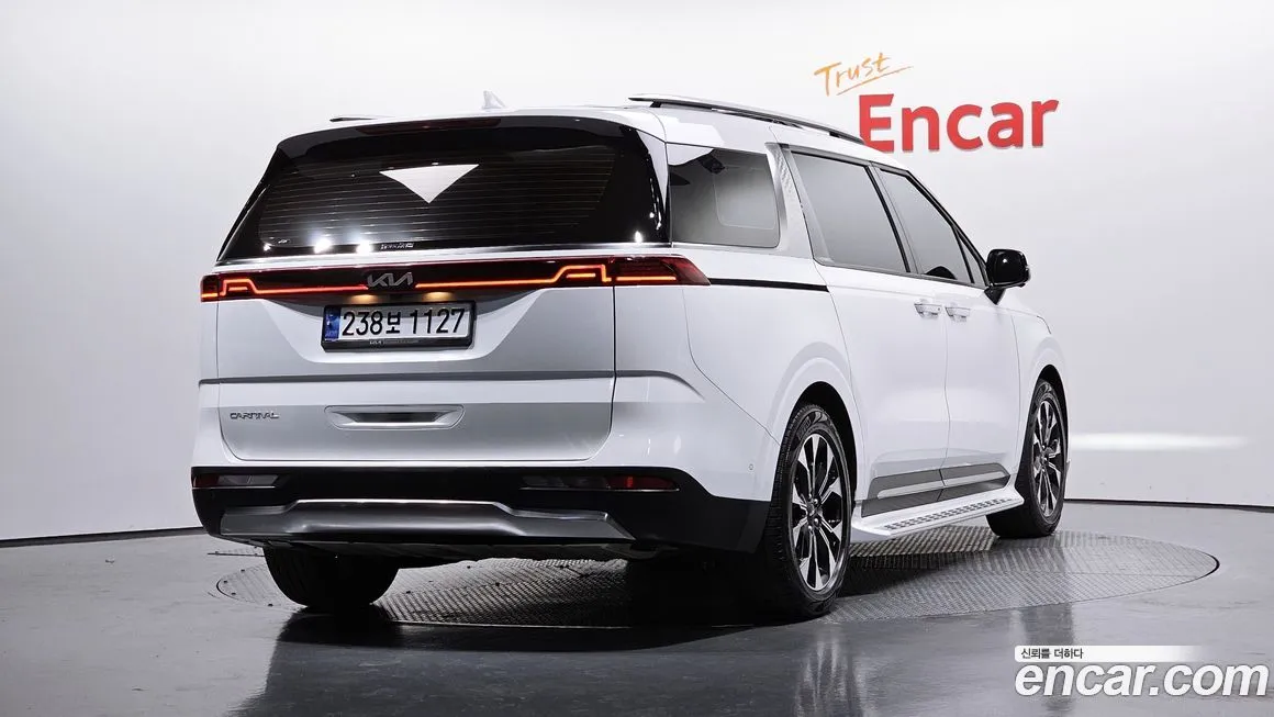Kia Carnival 2023 из KR, фото 2