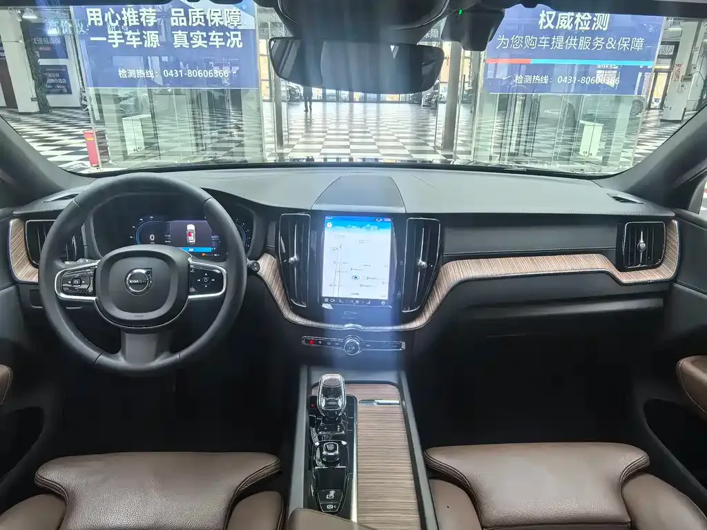 Volvo XC60 2022 из CN, фото 10