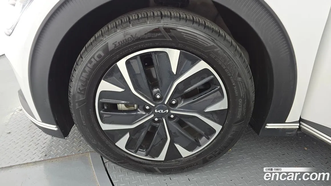 Kia EV6 2022 из KR, фото 5