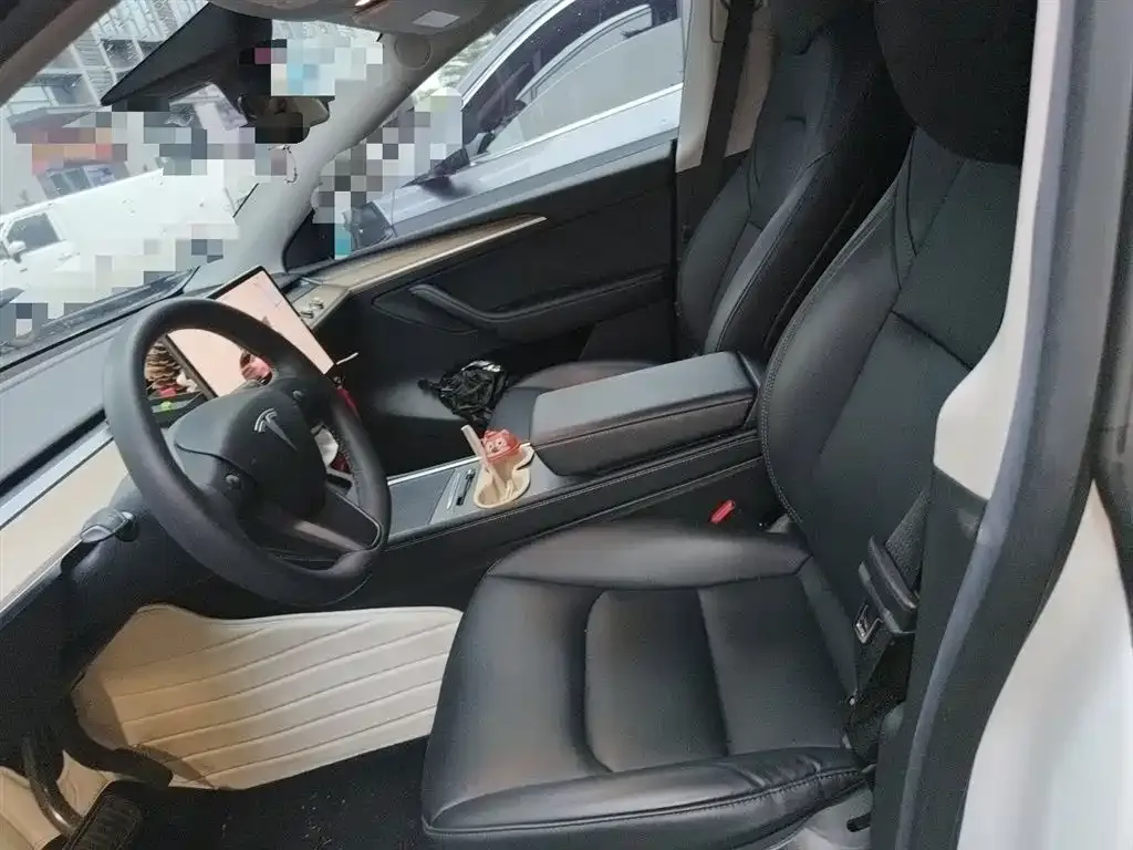 Tesla Model Y 2022 из CN, фото 8
