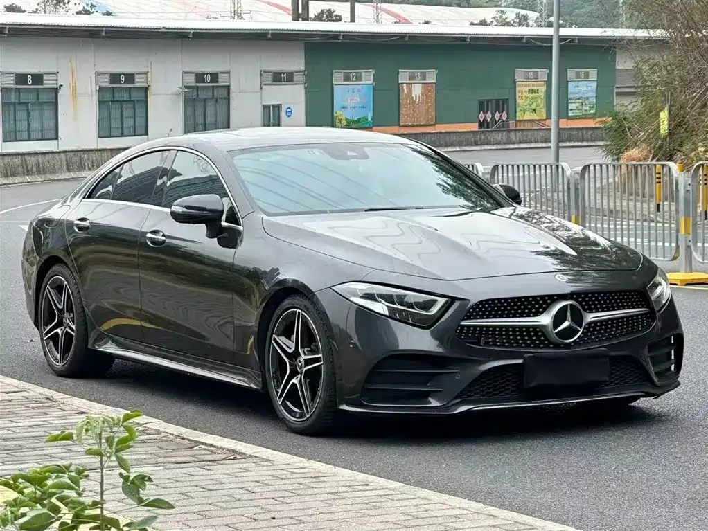 Mercedes-Benz CLS — фото 3