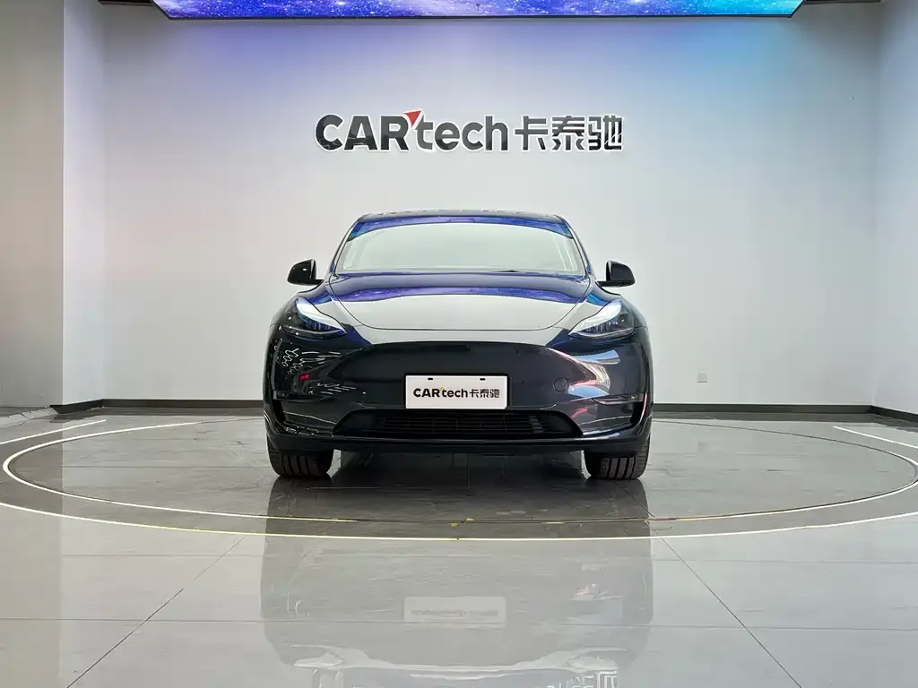Tesla Model Y 2024 из CN, фото 2