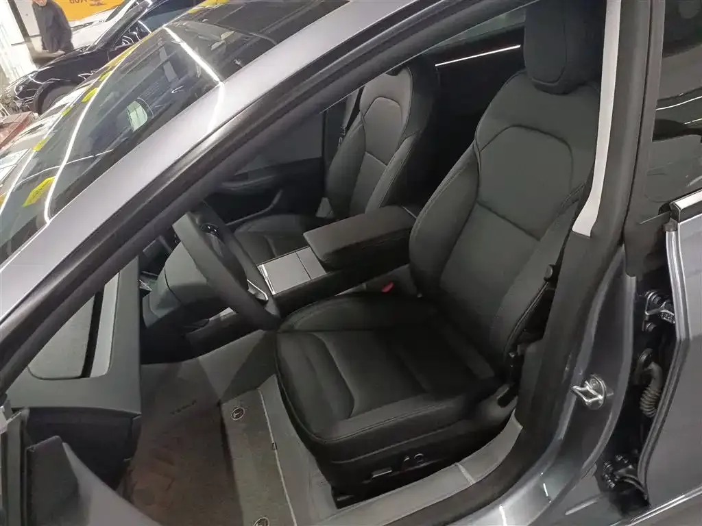 Tesla Model 3 2025 из CN, фото 7
