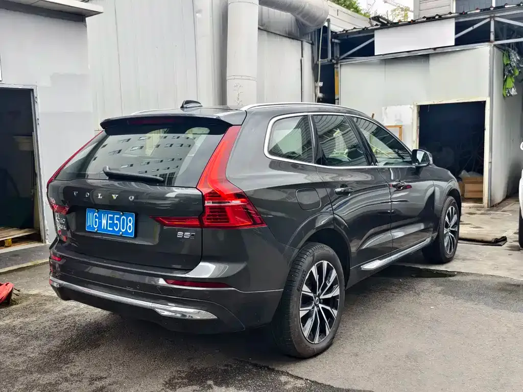 Volvo XC60 2024 из CN, фото 3