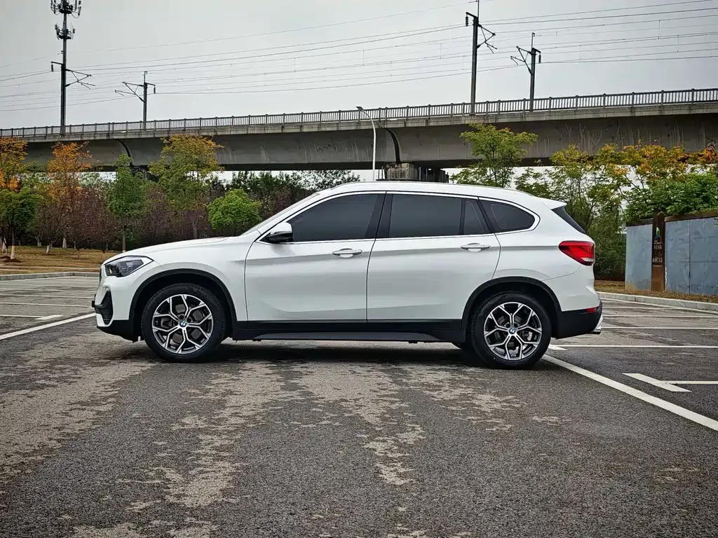 BMW X1 2023 из CN, фото 3