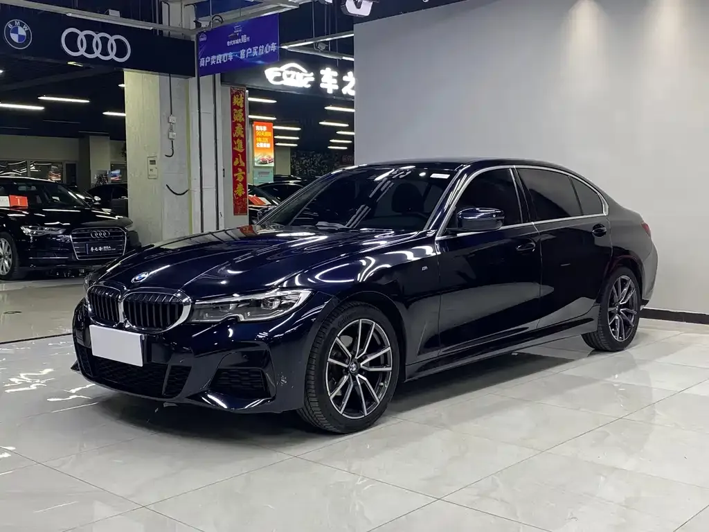 BMW 3 Series 2021 из CN, фото 1
