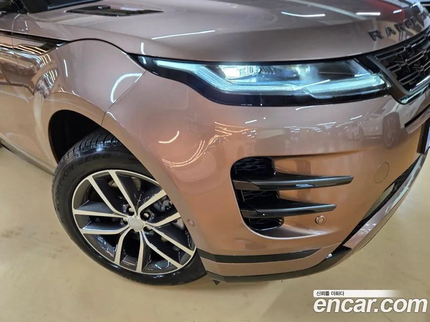 [object Object] Range Rover Evoque 2025 из KR, фото 2
