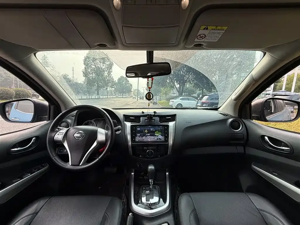 Nissan Navara 2022 из CN, фото 7