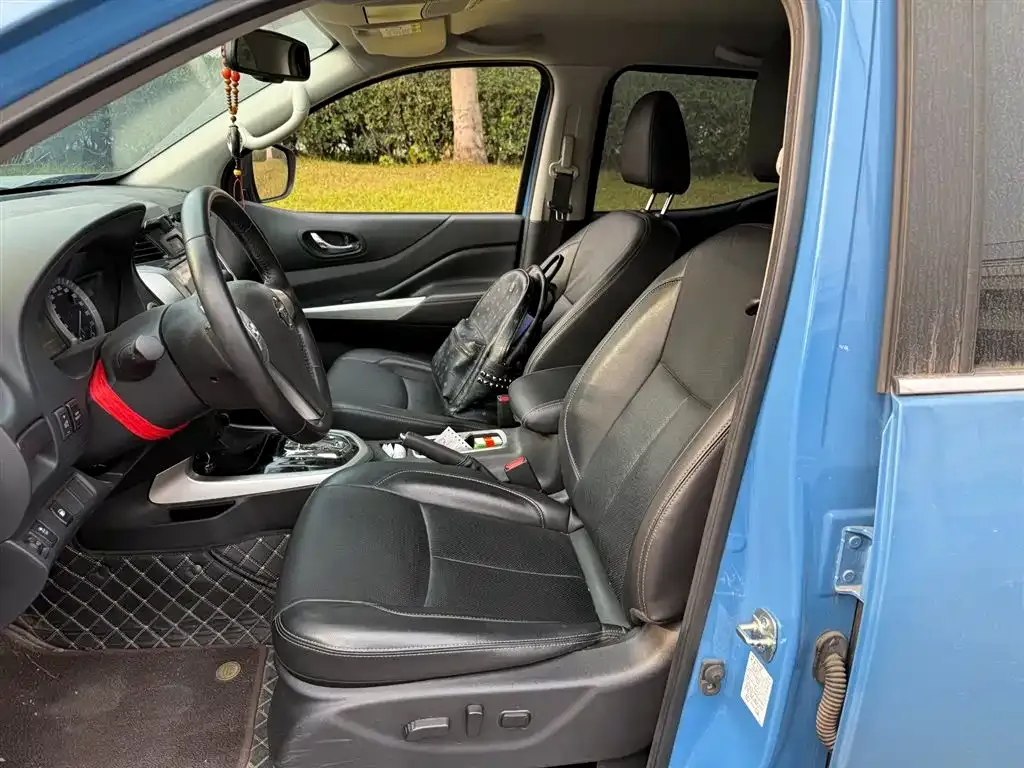 Nissan Navara 2022 из CN, фото 8