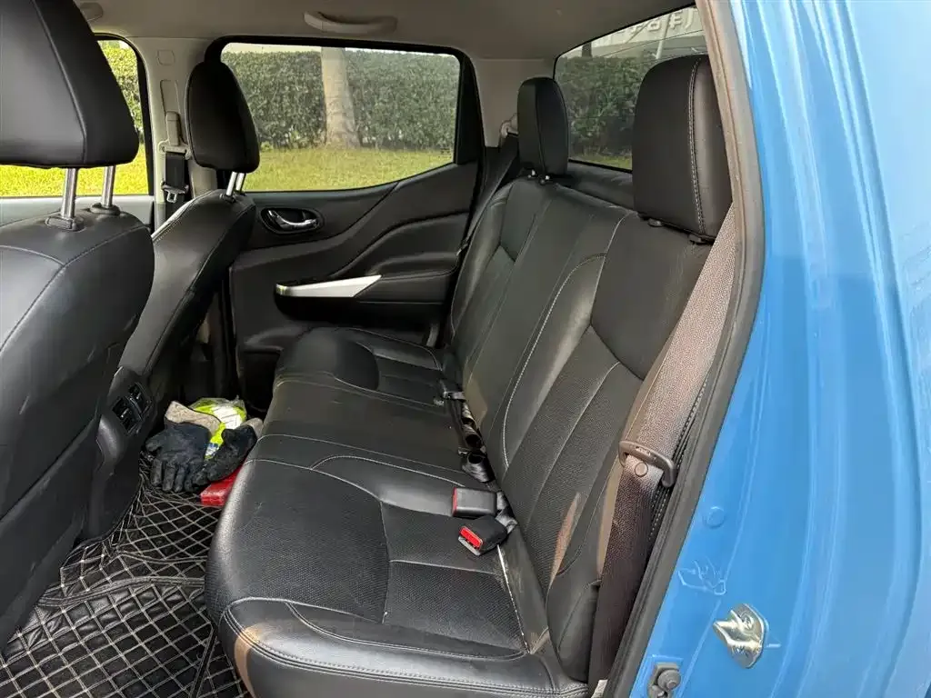 Nissan Navara 2022 из CN, фото 9