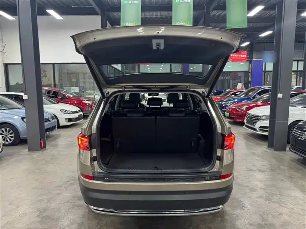 Skoda Kodiaq — фото 7