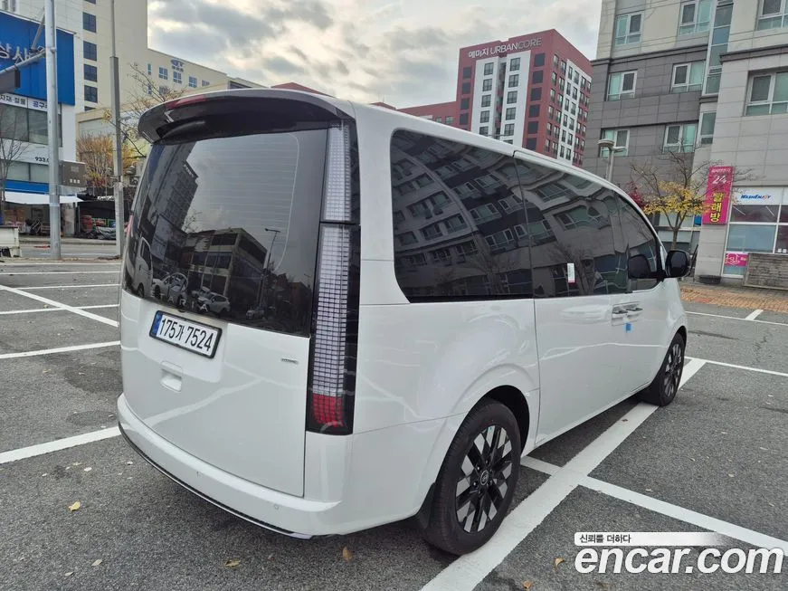 Hyundai Staria — фото 10